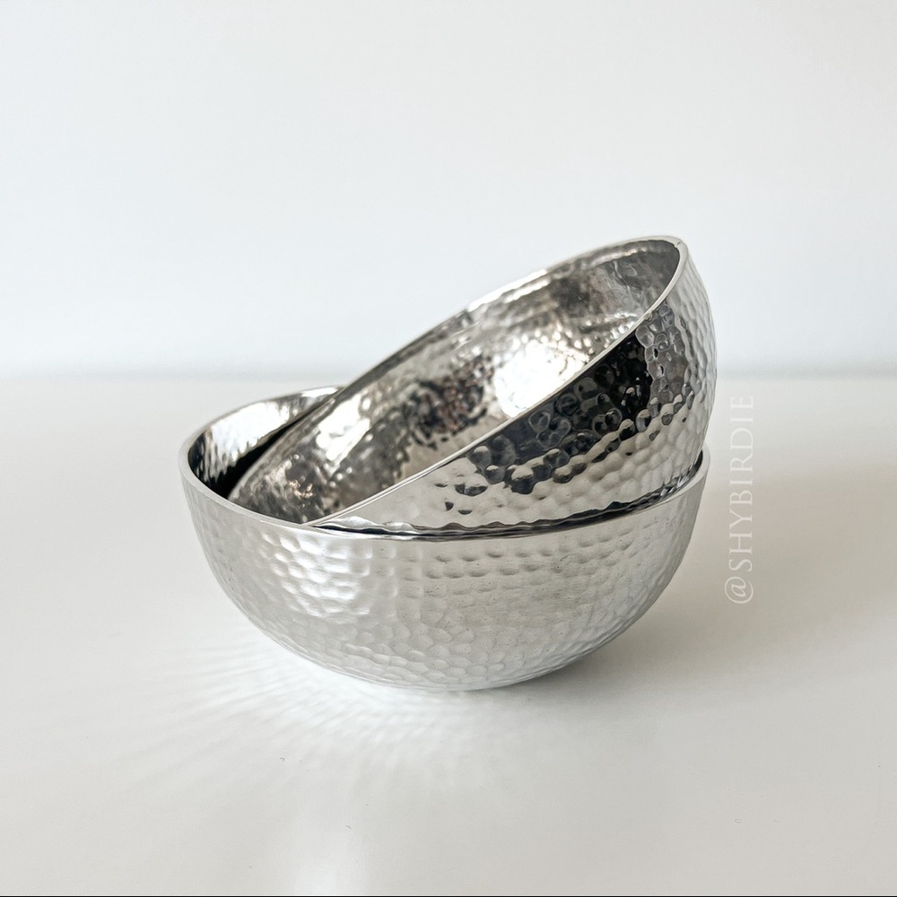 Indigo Hammered Metal Nesting Bowls in Silver Tone